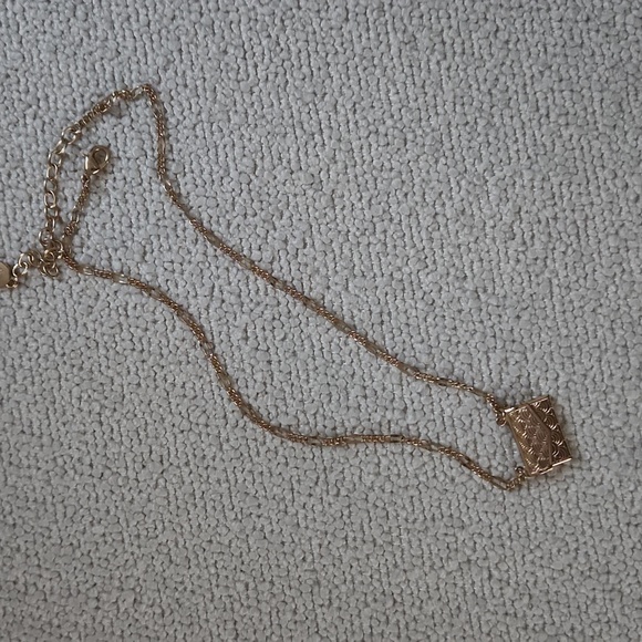 Gold Envelope Purse Necklace - Picture 2 of 10